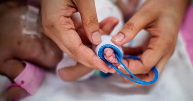 Prematürelerin Büyüme Takibinde Önemli Noktalar image