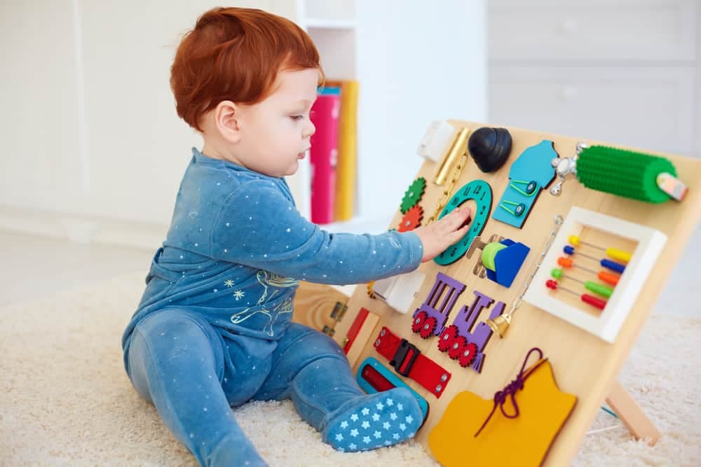 Evde Rahatlıkla Uygulanabilecek Montessori Etkinlikleri kapak resmi