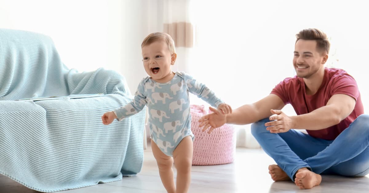 Geç Yürüyen Bebekler İçin Yapılabilecekler ve Uzman Tavsiyeleri kapak resmi