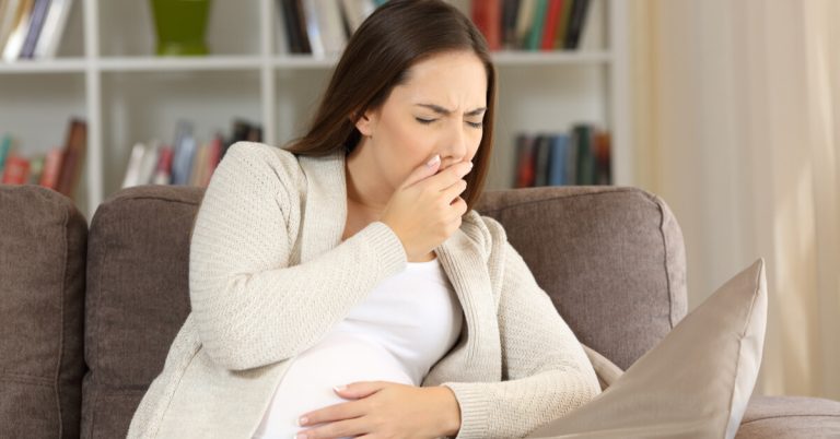 Pregnancy Symptoms: Nausea and Heartburn