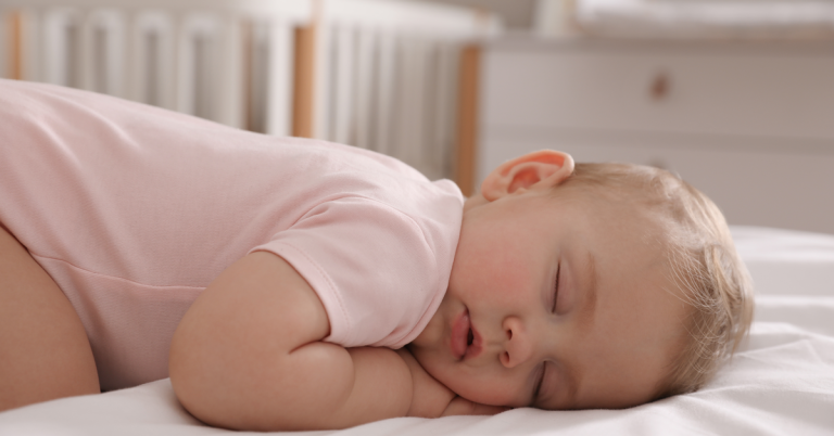 Bebeklerde Gündüz Uykusu Süreleri